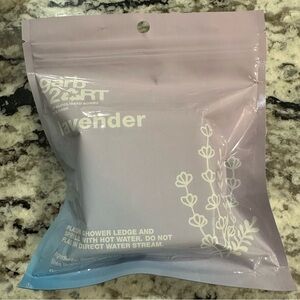 4/$25**Lavender Bath/Shower Bomb